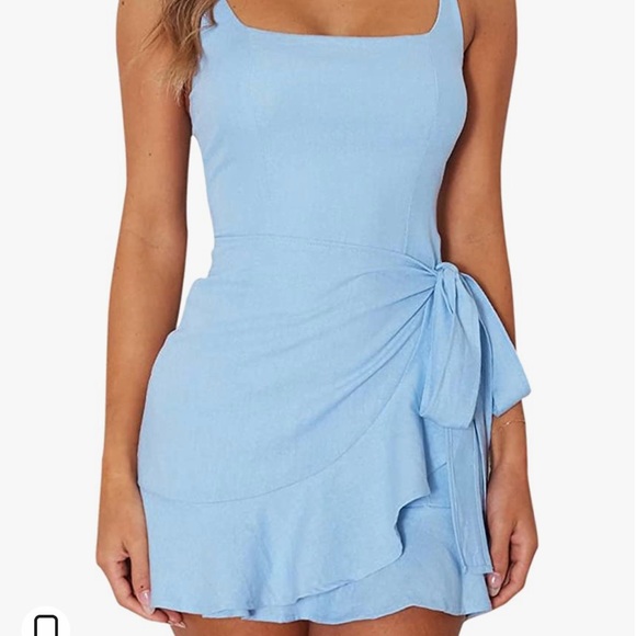 Dresses & Skirts - Amazon Wrap Dress size medium